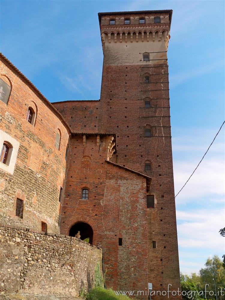 Rovasenda (Vercelli, Italy) - The tower of the castle